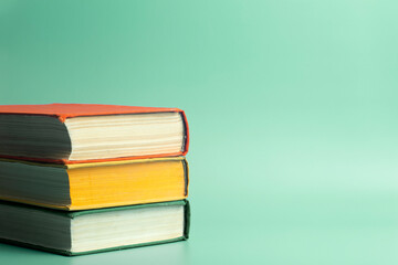 100句英语句子（谚语和名言一共一百句）<带中文翻译>