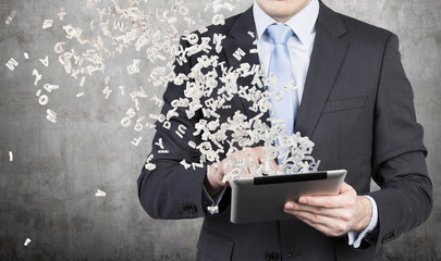 100句英语句子（谚语和名言一共一百句）<带中文翻译>